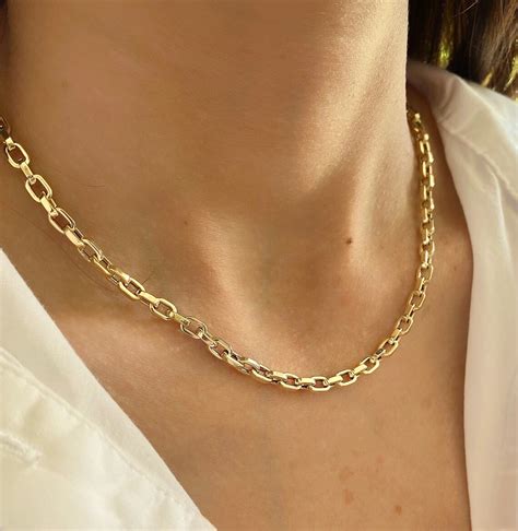 hermes chain necklace.